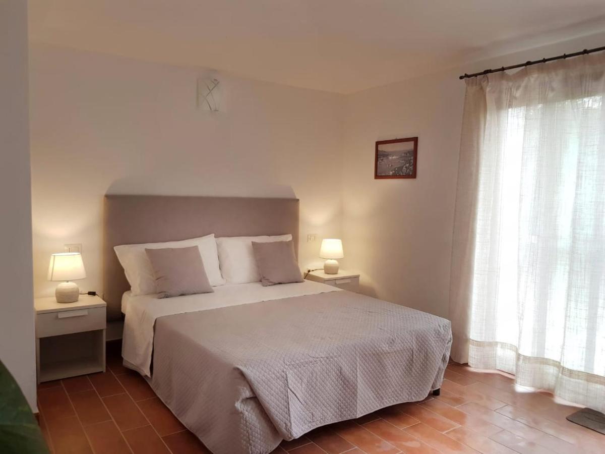 B&B Bell'Alba Санта-Тереза-Галлура Екстер'єр фото
